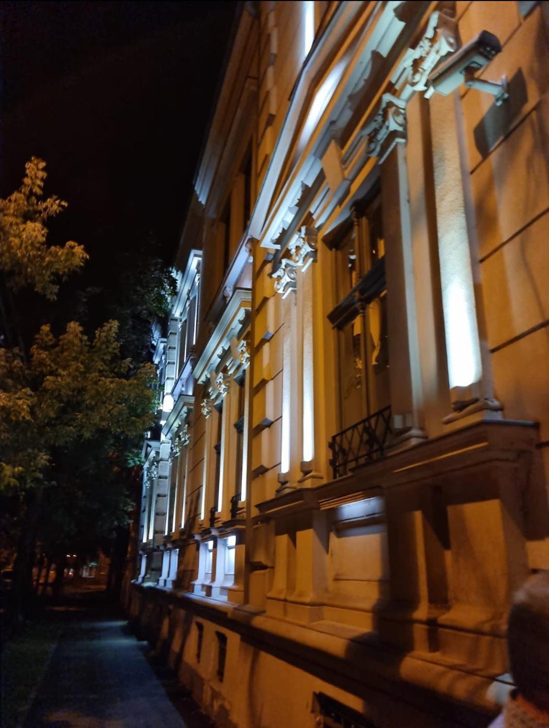 Central, Big Terrace, Near River Temesvár Kültér fotó